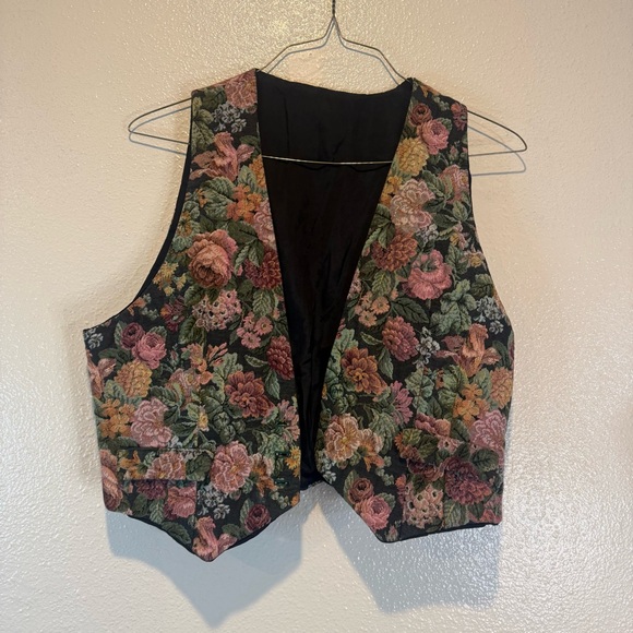 Jackets & Blazers - vintage 90s floral tapestry vest